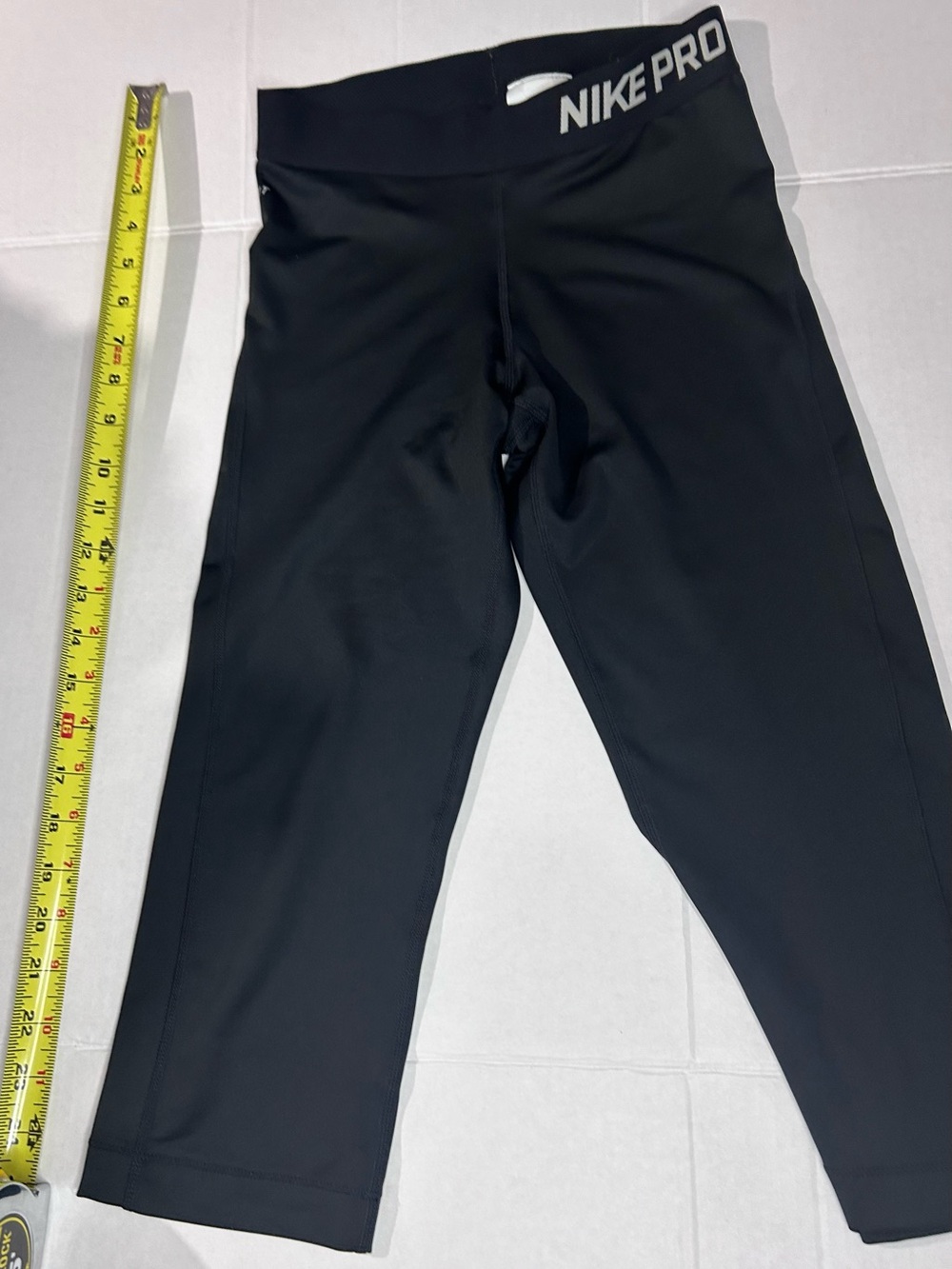 Nike Black Pro Capri Workout Leggings